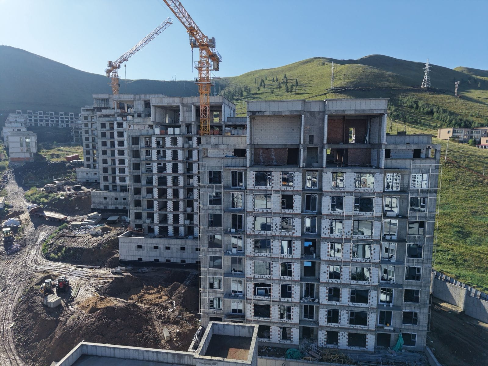 Construction progress — September 2026, 6